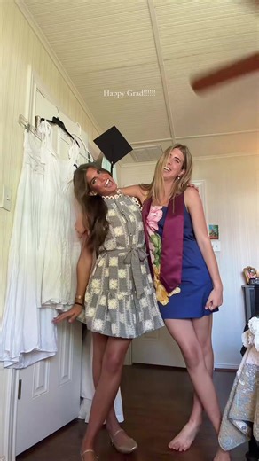 June!! (@junegriffinnn)’s video of graduated