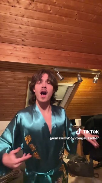 Wie cool ist dieses Gerät bitte??!!! #fy #fypage #kimono