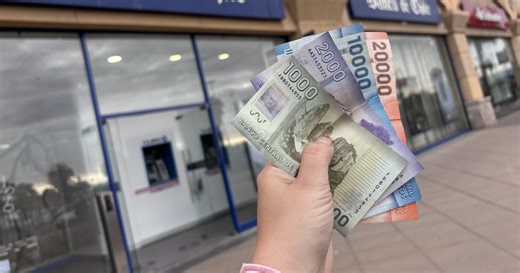 Cómo son los billetes chilenos y qué revisar para evitar ser estafados