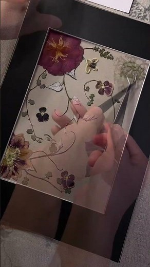 Pressed Flower Tapestry: Weaving Nature's Colors