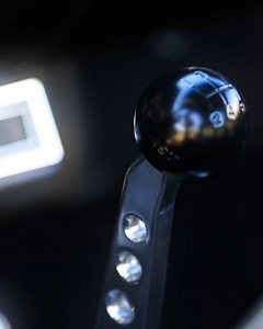 Avid car collector James has bought Noah a Ford Mustang. He does everything he can to bring his car back to life with a stunning makeover! Watch more Speed Is The New Black on discovery : https://bit.ly/3JzWhE1 | Love Motoring