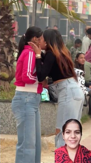 Introducing the ''VitaWear SmartBand ''a next_generation werable gadget 😍