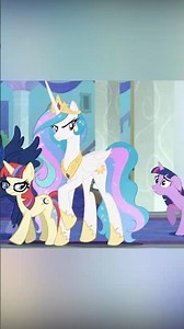 WHY MOONDANCER LOOKS A LOT LIKE TWILIGHT? - USELESS MLP FACTS!!