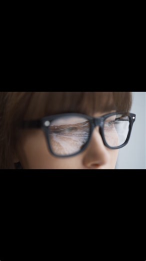 @drmatthewcampbell on Instagram: "Your brain is filtering your reality right now 🧠 You're only seeing less than 1% of what's actually happening. The rest? Your brain decides it's not relevant. And "relevant" is defined by the story you already believe about yourself. THE RAS: Your Reticular Activating System = your brain's attention filter. If your story says "I'm not good at business," your RAS tags every failure as evidence and filters out every win. The brain isn't lying, it's optimizing for