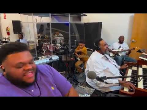 Jared McDonald with sons & bros #praisebreak 🎶🎵🔥🎸🥁🎹