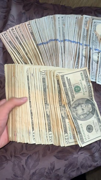 Who Else Love’s Money? 😍👀(Link In Bio To Learn)