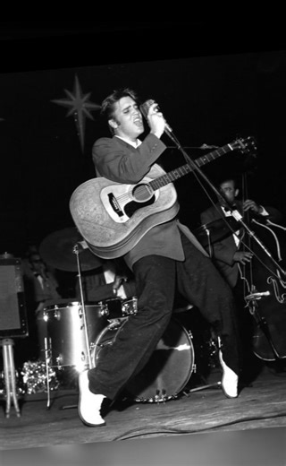 Elvis was the king of rock n roll. He had parents outraged at his hip swinging style and girls swooning for the same reason! He is said to have inspired The Beatles #grumpygrandad #elvis#beatles