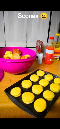 #scones #sconesofinstagram #bakinglove #BakingEssentials | Amaphisi Kazwelonke