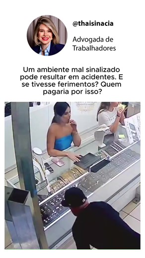 @thaisinacia O vídeo mostra um momento inusitado: um cliente tão concentrado nas joias que acaba batendo o rosto em um vidro de proteção extremamente limpo. O susto das funcionárias é nítido, e embora a situação tenha terminado em risadas, ela revela como o ambiente de trabalho pode esconder perigos invisíveis que, em um dia ruim, podem causar um acidente real. Se fosse lá no seu serviço, o que você faria se um