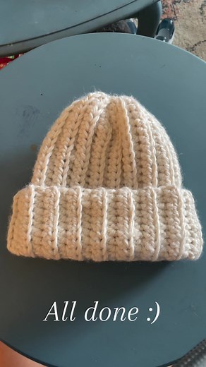 Crochet Beanie Tutorial!! This is such a fun and easy beginner project and perfect for getting ready for fall! https://pin.it/tP4AEpP #crochet #crochettiktok #crochetersoftiktok #crochetbeanie #crochetbeanietutorial #tutorial #handmade