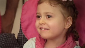 169K views · 78 reactions | When 5 year-old Ava, who has Rett Syndrome, communicates, her eyes lead the way. Using Tobii Dynavox Snap + Core First software on her I-Series+ eye-tracking device, Ava is growing her vocabulary and stringing new words together each day. It’s exciting to see Ava’s progress, says her mom, who believes Snap + Core First is a key stepping stone to literacy and all-around communication skills her daughter will have for life. | Tobii Dynavox | Facebook