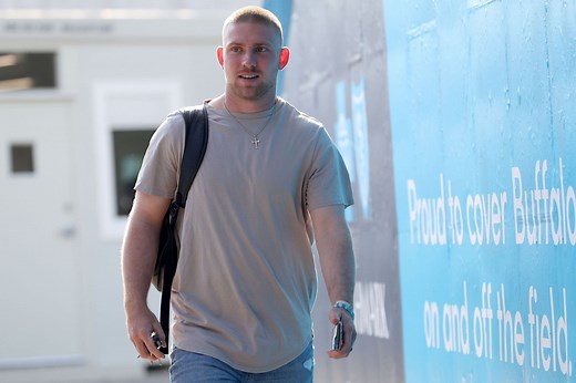 Bills QB Shane Buechele sends 2-word message to wife Paige as she embraces pregnancy glow