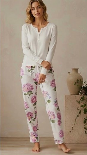 🌿 Hydrangea Print Pajama Pants for Women – Soft Floral Sleep & Lounge Pants