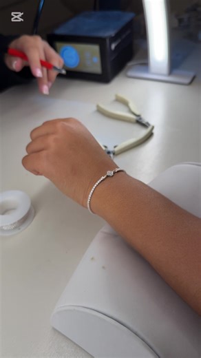 Discover Permanent Bracelet Options in Rotterdam