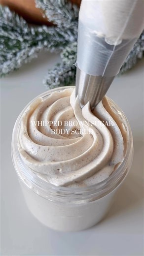 Brown sugar whipped body scrub! 🤎☁️ This DIY sugar scrub is a perfect homemade Christmas gift for this holiday season! More festive recipes at the top of my page 🥰🫶 #diychristmasgifts #bodyscrub #christmasgiftideas #whippedbodyscrub #homemadechristmasgifts | Alohalexia