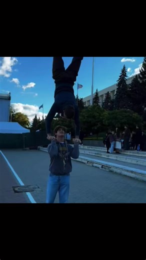 the first one 💀 #breakdance #jabbawockeez #bboy #dancing #skull | break dance