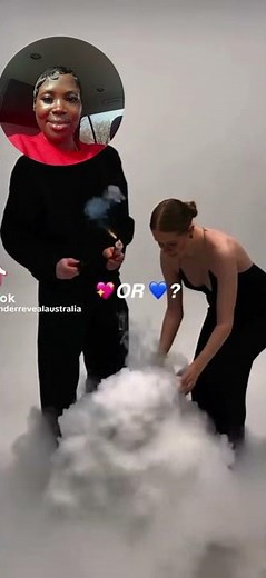 We’re playing the viral Gender Reveal guessing game! 👶🏽💗💙
