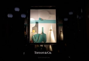 LVMH (Tiffany) Braces for Margin Erosion Amid Record Gold Prices