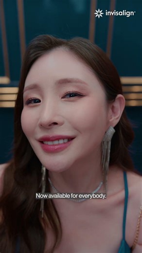 Celebrity smile, now made available for everyone with Invisalign.