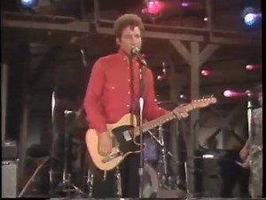 Tommy Tutone - 867-5309 / Jenny (1981) Jenny, Jenny, who can I turn to? You give me something I can hold on to. I know you think I'm like the others before Who saw your name and number on the wall. Jenny, I got your number. I need to make you mine. Jenny, don't change your number, 8-6-7-5-3-0-9, 8-6-7-5-3-0-9 | Ricardo Lunghin