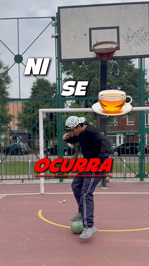 8.9K views · 371 reactions | APRENDE este Auto pase súper extraño #futbol #tutorial | Yago Atx | Facebook