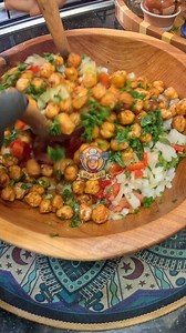 سلطة بالحمص مغدية و جد مفيدة 🥰😍😋 | مطبخ حياة الرداد