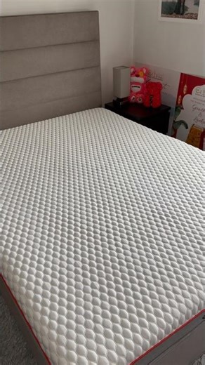 Unbox better sleep with us! 🛏️🥱 #londonfoodblogger #bed #mattress