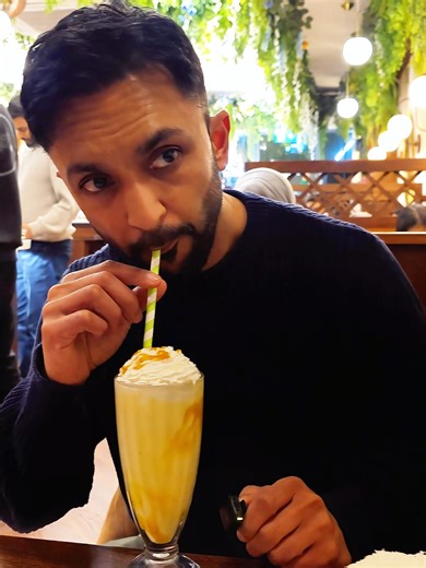 Mango Milkshake Review | Chai Mast Southall 🥭🍹 Fresh or Overrated? Fresh mango frozen cubes, mango pulp, milk, ice cream… topped with whipped cream 🥭✨ This one sounds elite but does it actually deliver? Location: Chai Mast, Southall Follow @TheMangoAmigo for mango reviews 🍹 #mangomilkshake #chaimast #southallfood #ukdesserts #milkshakereview #mangodrink #freshmango #southall #ukfoodie #dessertlover #foodreviewuk #sweettooth #themangoamigo