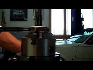 Measuring and machining connecting rods for side clearance