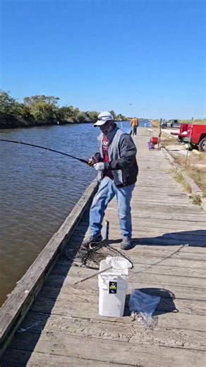 Carl Cameron Sr. on Reels