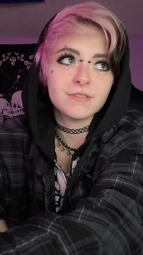 Wheezy Whee on Instagram: "this sound is just real funny okay"