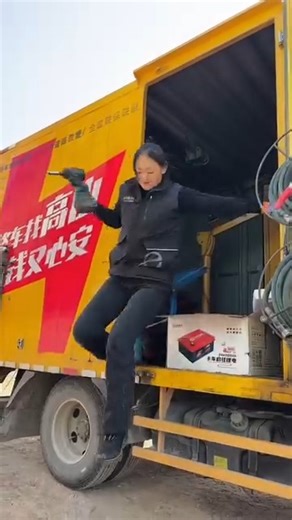 119K views · 3.1K reactions | Truck Lithium Battery Replacement Outdoor Rescue! #mechanic #mechanicmia #automotive #repair #restoration #viral #shorts #reels | Mechanic Mia | Facebook