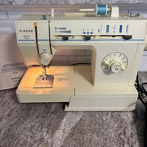 SINGER Merritt 4525 Sewing Machine Heavy Duty- Free Arm, Tested Works W/ Extras! Manual Included! - Etsy