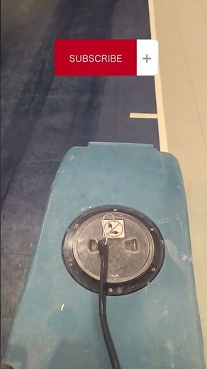 🏀 How To Clean A Basketball Court Quickly 👀 #cleaning