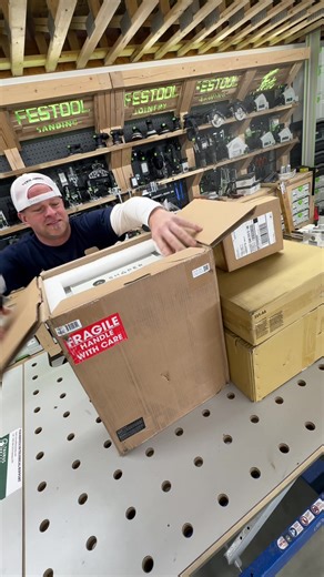 The last tool I’m adding to the shop in 2025 is actually a tool I already had about six years ago which I bought for a few specific projects and then sold. That was back when the @Shaper Tools was just the router set up by itself and I used it to cut big logos into some big tables. Since then they have added A LOT of cool features and accessories which I will be using in some projects I’m currently working on and some upcoming projects in 2026. The Plate and the Workstation in particular are two