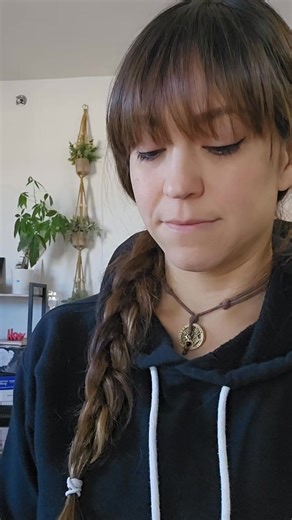 The newest addition to my skincare routine. It's the perfect timing for colder weather. I love the smoothness of the cream. It has the right amount of oil that doesn't leave me oily. #skincare #amazonfinds | Natalia Paulino