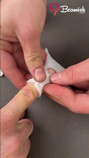 How to Bandage an Injured Finger #easy #finger #bandage