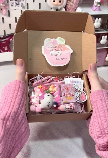 Packing💗 #keychain #custom #keychaincustom #hellokitty #saniro #cute #cute #xh #xuhuong #trending #viral #trend #boup_st #supoii #xuhuongtiktok #tiktok