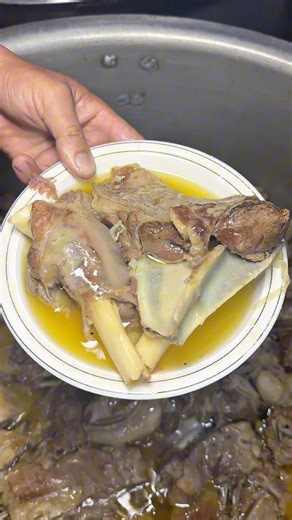 1.6M views · 16K reactions | Introducing First time Dumba Rosh in Pakistan | Shahwali Dumba Rosh | Quetta Most Famous Namkeen | Surj Ganj Rd Quetta | Kp Food Diaries | Kp food diaries | Facebook