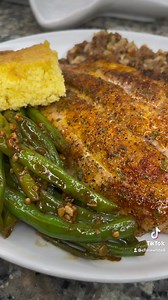 What I made for dinner tonight. Dirty rice , Cajun baked catfish , sautéed garlic green beans, cornbread 🔥🔥#Chinawhite🍴 | China White