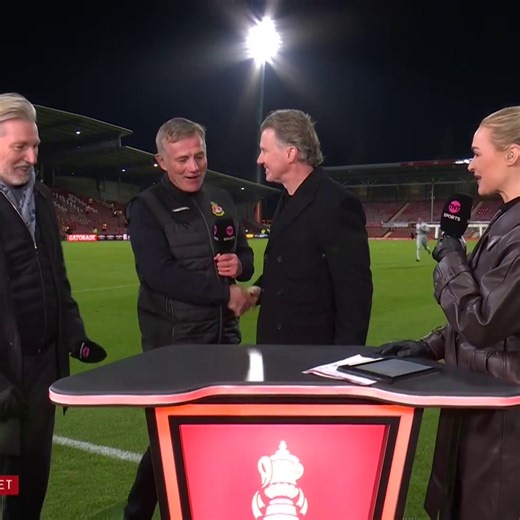 "I'm pleased for the players to write their bit of history" ✍️ Wrexham manager Phil Parkinson on a night to remember as they beat Nottingham Forest in the FA Cup third round 👏 | TNT Sports Football