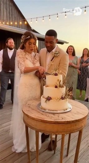 Who invited the pig!? #wedding #brideandgroom #weddingdrama
