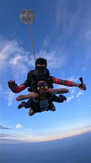 Dare to Soar: 4,000-Meter Skydive - 40 Secs of Free Fall Skydiving