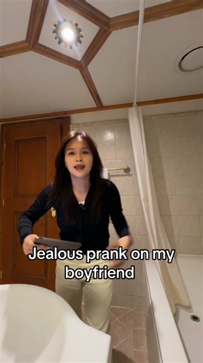 Jealous Prank on My Boyfriend - Hilarious Couple Comedy