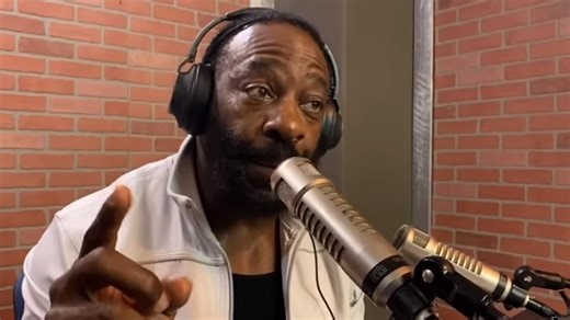 WWE Hall of Famer spills beans on scrapped plans to turn heel and feud with Booker T (Exclusive)