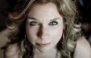 Marie-Pierre Leduc de La Voix en 13 questions - Hollywoodpq.com