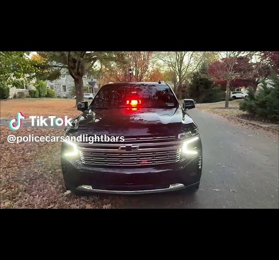 Code 3 Dashlaser. Let’s go back to the rotators #policelights #emergencylights #warninglights #oldschoollights #code3 #dashlaser #rotatinglight #dashlights #volunteerfirefighter #emergencyvehicle #firstresponders