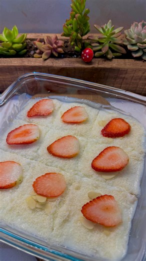 Cennet insan 🍀 | 2 kişilik , az ölçülü Kıbrıs tatlısı😍 🌸Malzemeler 1 adet yumurta Çeyrek çay bardağı toz şeker Çeyrek su bardağı Hindistan cevizi(50ml)... | Instagram