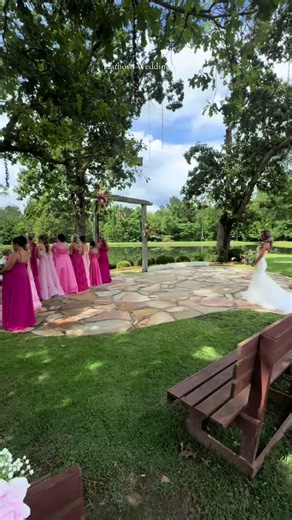 This is your sign to get ready by yourself and do first looks with your bridal party! #bridalparty #pink #bridesmaiddresses
