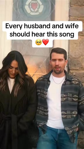 5M views · 142K reactions | Every husband and wife should hear this song殺❤️ #music #lovesong #truelove #marriage #singers #harmony #duo #singersongwriter #countrymusic | SmithField | Facebook